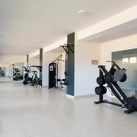 Armonia Park With Pool And Sea View Apartament *